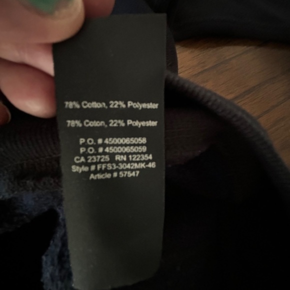 TNA pullover hoodie black with purple logo size M - Picture 10 of 15